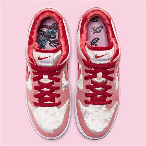 nike sb strangelove replica|nike strange love dunks.